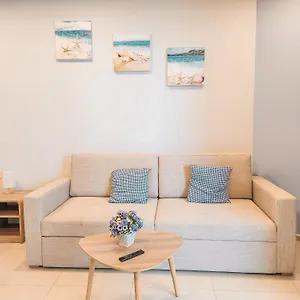 The Song Condotel: Beachfront 5-star With Infinity Pool Apartment